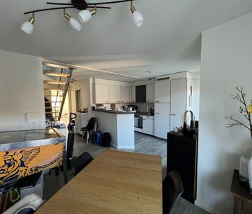 SPACIEUX ! 2 ½ pièces mansardé en duplex - Foto 5