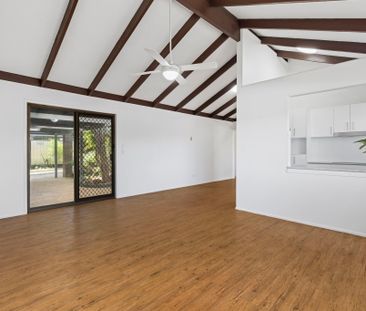 22 Dunleath Street, Durack QLD 4077 - House For Rent - $600 | Domain - Photo 4