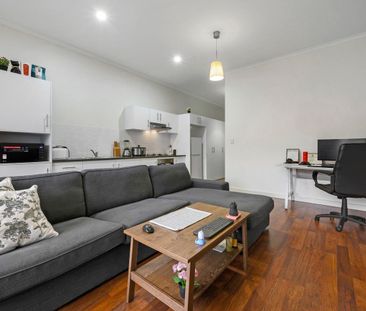 Currently tenanted, available on 6th Jan 2026. - Photo 2