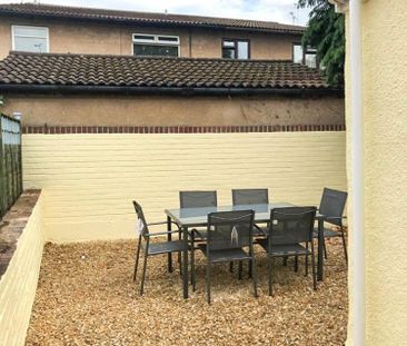 William Street, - Photo 2