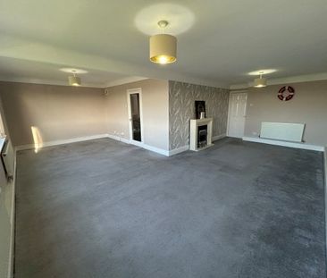 Weston Court, Burbo Bank Road South, ... - Photo 2