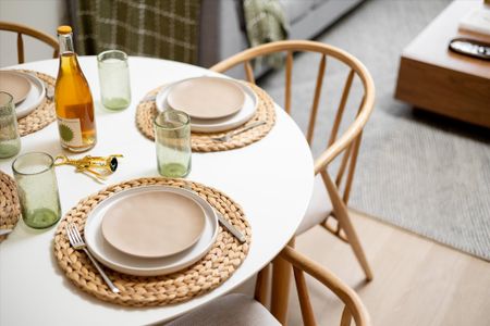 Live Kovo – 3 Bed |2 Bath Apartments for Rent - Photo 3