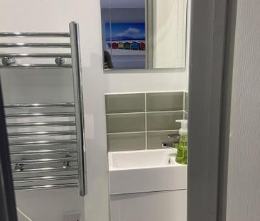 Luxury, Comfort & Quiet. Garden Annexe available now! - Photo 1