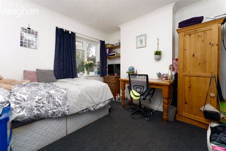 5 bedroom terraced house to rent - Photo 3