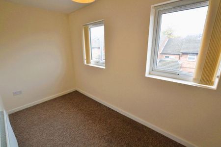 2 bedroom semi-detached house to rent - Photo 3