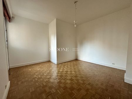 Location Appartement 6 pièces 154,40 m² à Neuilly-sur-Seine - Photo 2