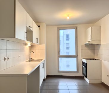 Location Appartement 4 pièces 80m² MARSEILLE 2ème - Photo 5