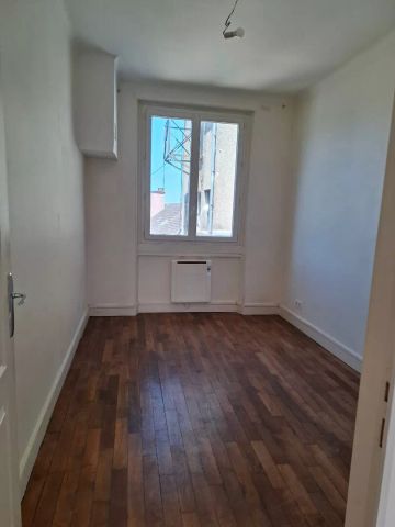 CENTRE VILLE DE LA LOUPE - Photo 3