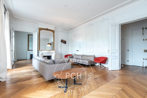 Avenue de Suffren, - Photo 1