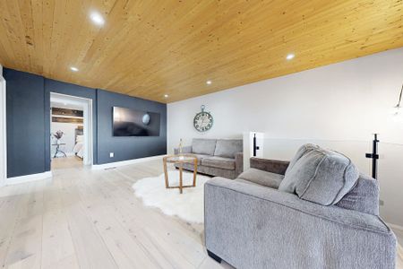 For Lease - 1 Mcgill Drive, Kawartha Lakes, Ontario - Photo 2