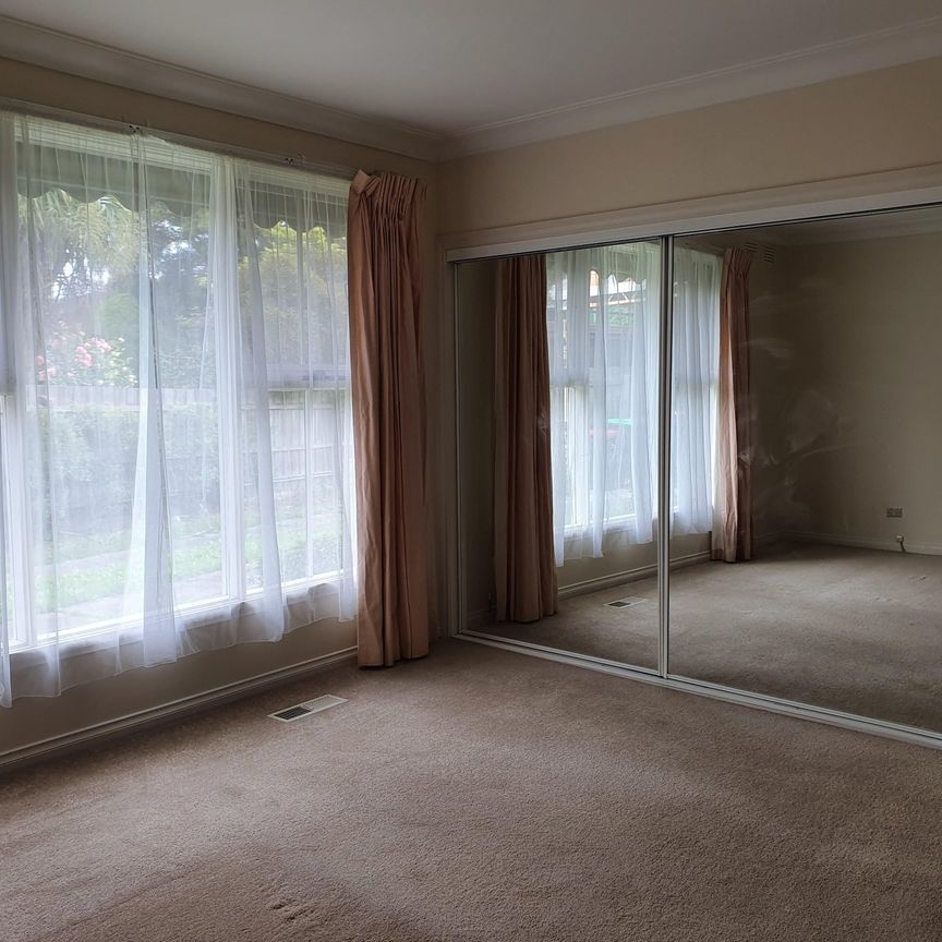 18 Lauer Street, Doncaster - Photo 1