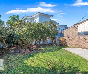 Immaculate Freestanding Villa - Stroll to Everything! - Photo 5