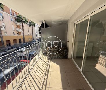 Location Appartement 2 pièces 43m² HYERES 83400 - Photo 5