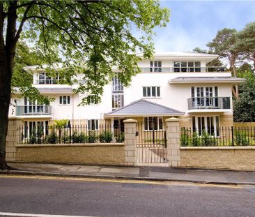 2 bed flat to rent in Bessborough Road, Poole, BH13 - Photo 2