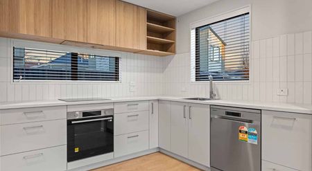 4/93 Wildberry St, Woolston - Photo 2