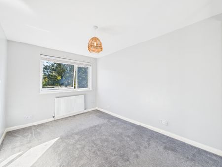 Sutton Close, Beckenham, BR3, London - Photo 4