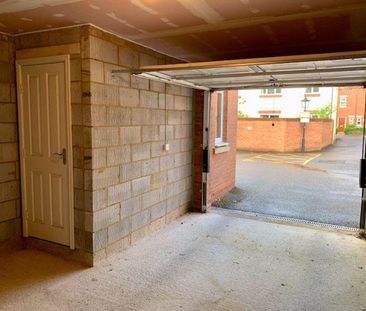 2 bedroom coach house to rent - Photo 6