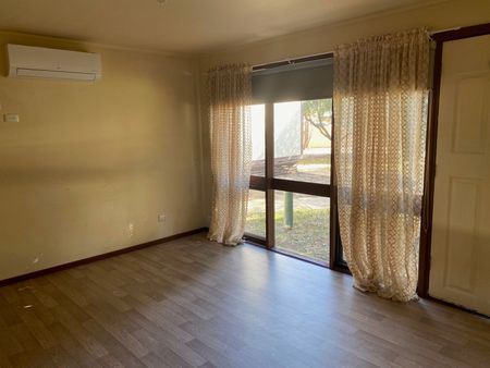 One Bedroom Unit - Photo 2