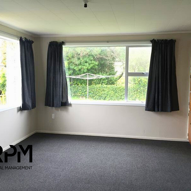 Charming 2BR Flat in Bell Block - Photo 1