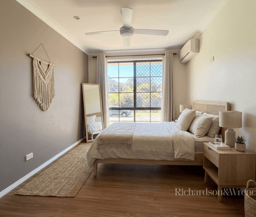 The Perfect Blend of Modern Design and Easy Living - Photo 3