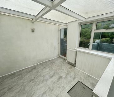 3 bedroom property to rent - Photo 4
