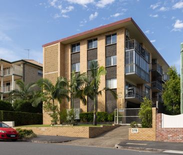 2 Bedroom Apartment in the heart of New Farm with City views! - Photo 1