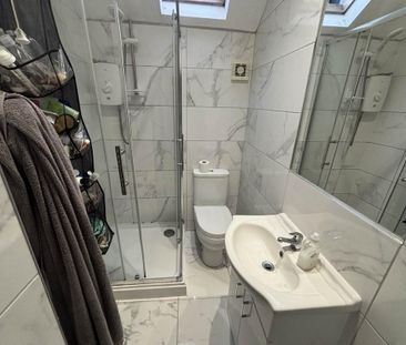 4 bedroom house to rent - Photo 4