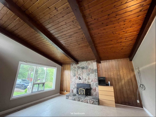 For Lease - 4085 King Street, Caledon, Ontario - Photo 1