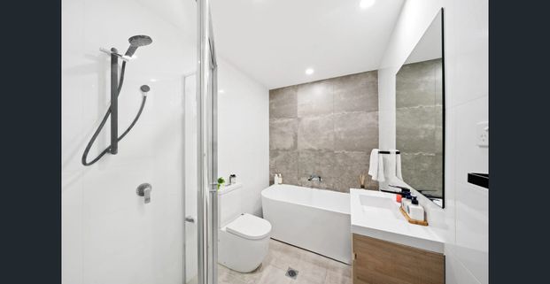 Modern One-Bedroom Apartment in Prime Epping Location - Photo 1