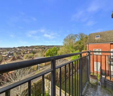 Terry House, Tadros Court, High Wycombe,HP13 - Photo 5