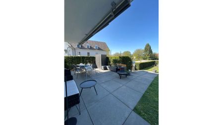 4½ Zimmer-Wohnung in Weiningen (ZH), möbliert, auf Zeit - Photo 2