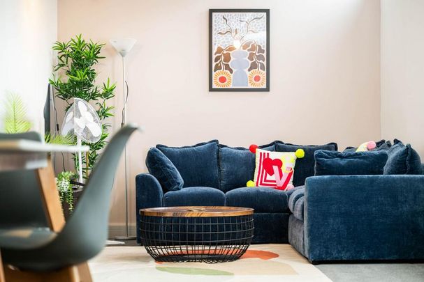 2 bedroom apartment to rent - Photo 1