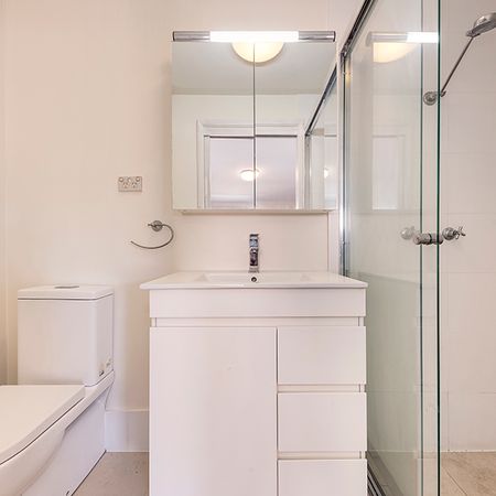 2/180 West Street, Crows Nest NSW 2065 - Apartment For Rent | Domain - Photo 4