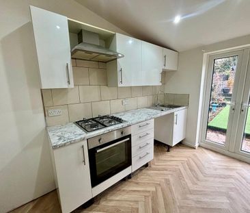 2 bedroom terraced house to rent - Photo 6