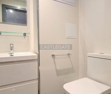 Studio to rent - Photo 6