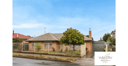 Well-Presented Home in a Convenient Location - Photo 2