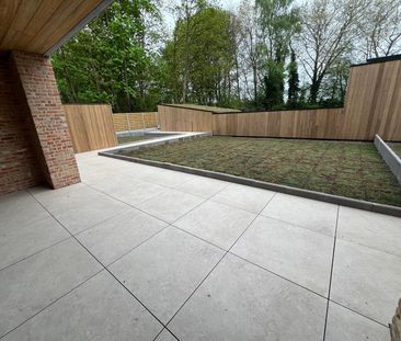 Luxueus nieuwbouw GLV met 1 slpk, terras, berging en parking - Photo 4