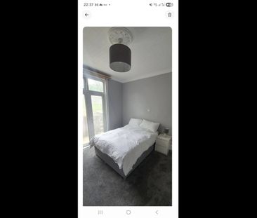 Room in a Shared House, Melfort Rd, CR7 - Photo 1