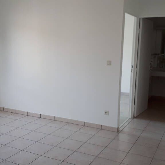 Location appartement 2 pièces 38.31 m² à Villieu-Loyes-Mollon (01800) - Photo 1