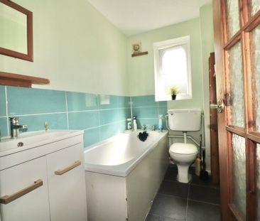 Bonchurch Court, Purfleet, Property for rent - Photo 2