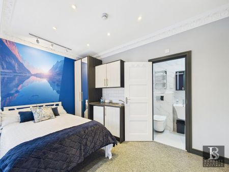 10 bedroom house share to rent - Photo 5