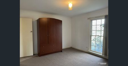 Relaxed Coastal Living in a Prime Location - Photo 3