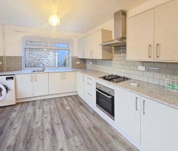 Cromwell Street, SWANSEA - Photo 5