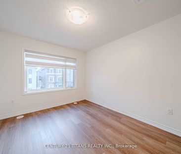 For Lease - 3321 Thunderbird Promenade, Pickering, Ontario - Photo 5