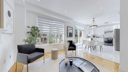 For Lease - 19 La Rocca Avenue, Vaughan, Ontario - Photo 3