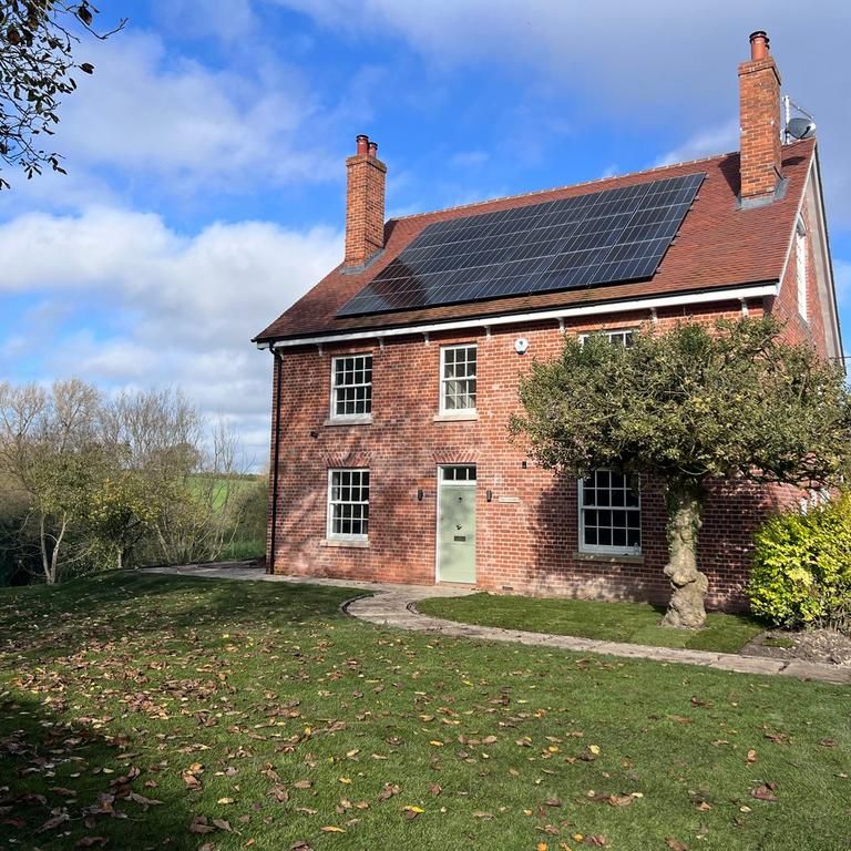 5 bedroom house to rent - Photo 1
