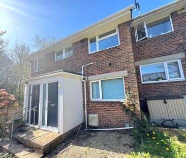 2 bedroom maisonette to rent - Photo 4