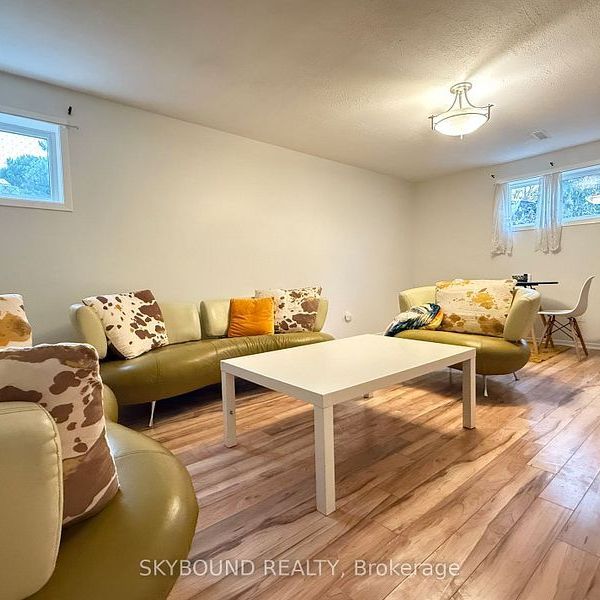 For Lease - 33 Yatesbury Road Unit# Lower, bedroom #1, Toronto, Ontario - Photo 1