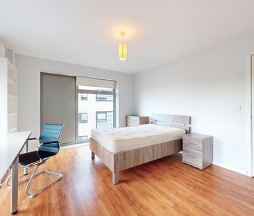 Room in a Shared Flat, Waterfall House, E1 - Photo 1
