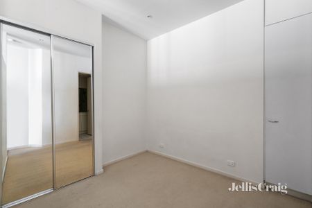 705/260 Little Collins Street, Melbourne - Photo 2
